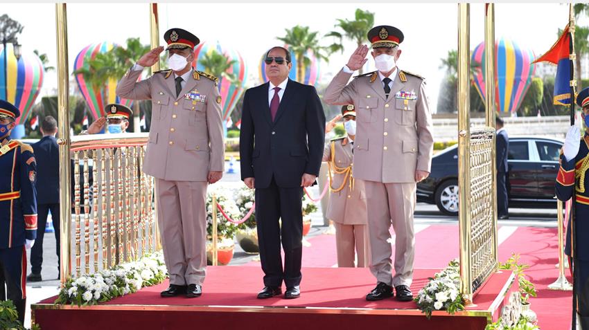 President El-Sisi Lays Wreath at the Tomb of the Unknown Soldier