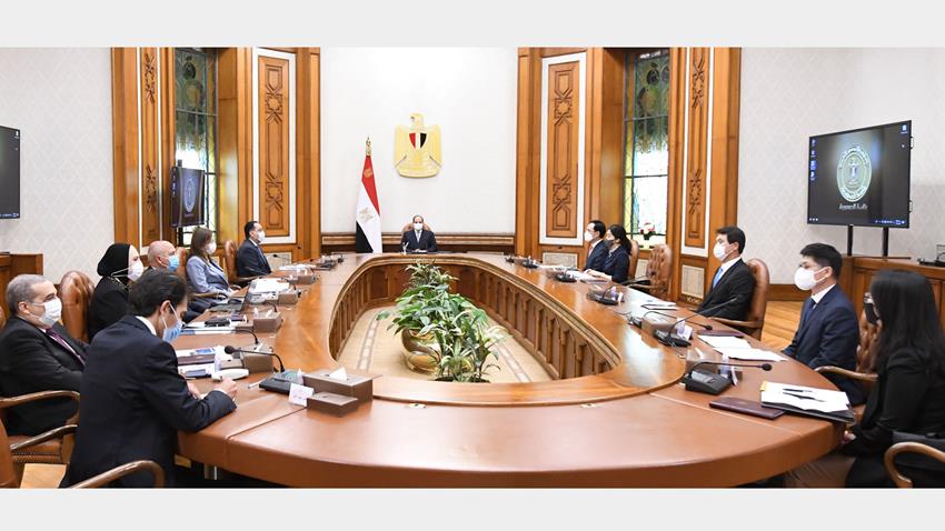 الرئيس عبد الفتاح السيسي يستقبل الرئيس التنفيذي للشركة الكورية العالمية "هيونداي روتم" 27/4/2021