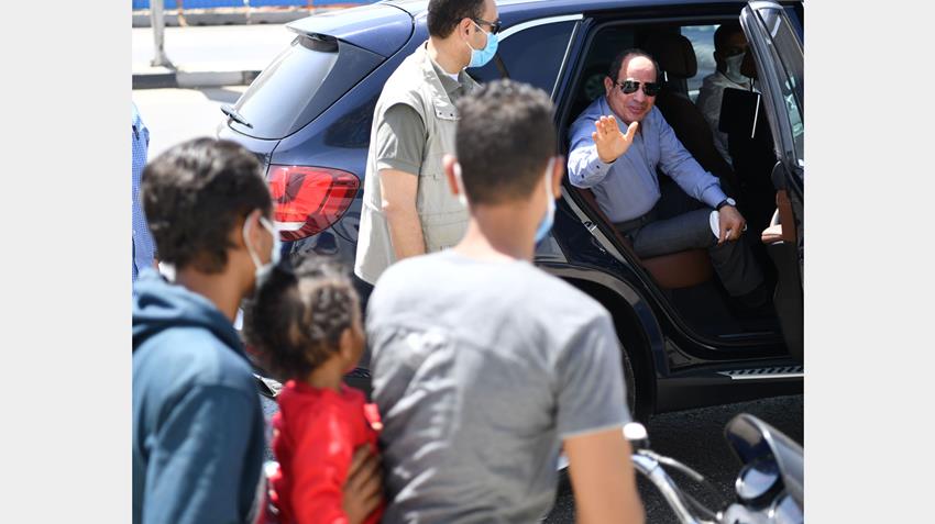 الرئيس عبد الفتاح السيسي يتفقد الأعمال الإنشائية لتطوير عدد من الطرق والمحاور بمنطقة شرق القاهرة