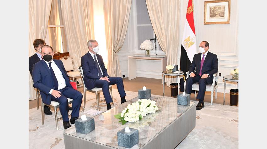 الرئيس عبد الفتاح السيسي يستقبل وزير الاقتصاد والمالية الفرنسي بمقر إقامة سيادته في باريس19-5-2021