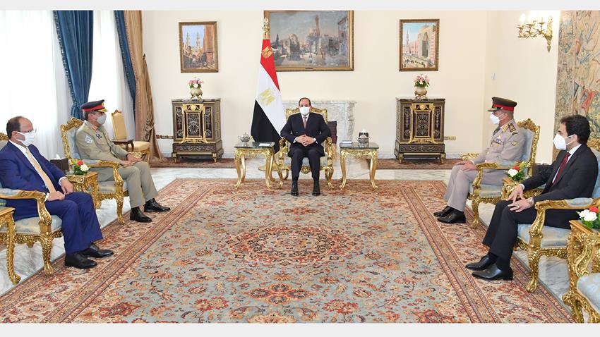 الرئيس عبد الفتاح السيسي يستقبل رئيس هيئة الأركان المشتركة للقوات المسلحة الباكستانية13-6-2021