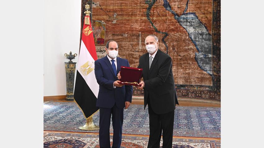 الرئيس عبد الفتاح السيسي يشهد أداء حلف اليمين للمستشار حسين مصطفى فتحي رئيسًا لهيئة قضايا الدولة 12-7-2021