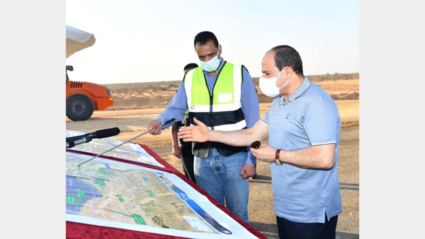 الرئيس عبد الفتاح السيسي يتفقد مشروعات تطوير شبكة محاور وطرق الساحل الشمالي