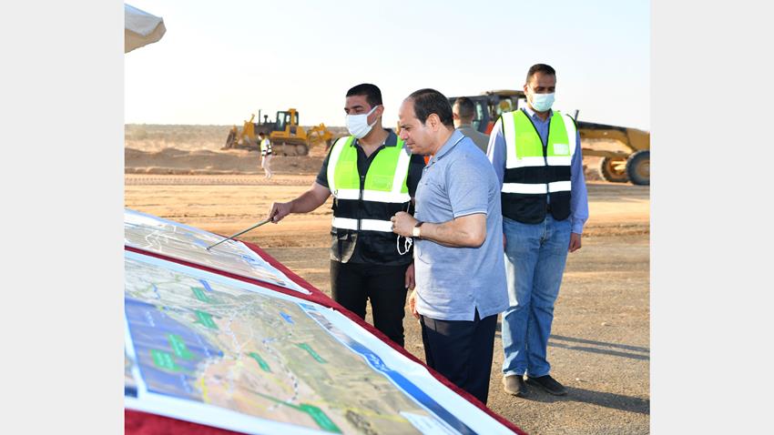 الرئيس عبد الفتاح السيسي يتفقد مشروعات تطوير شبكة محاور وطرق الساحل الشمالي