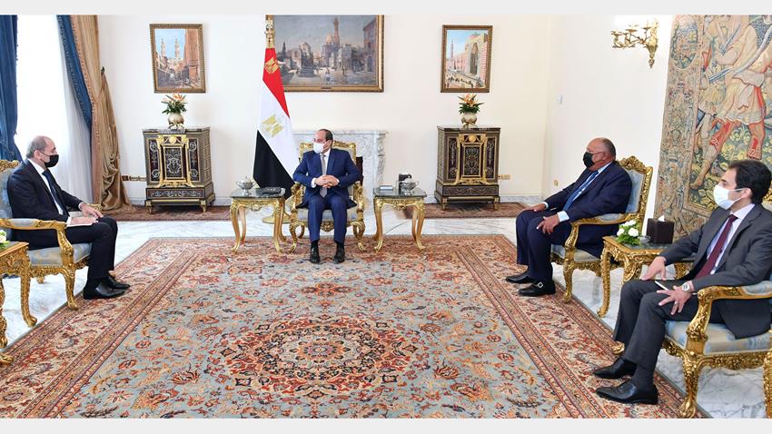 President El-Sisi Receives Minister of Foreign Affairs and Expatriates of Jordan