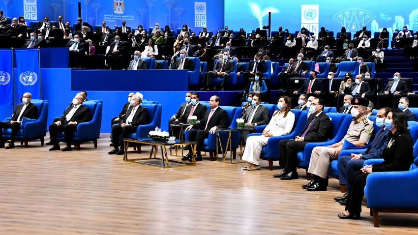 الرئيس عبد الفتاح السيسي يحضر فاعلية إطلاق تقرير الأمم المتحدة للتنمية البشرية في مصر 2021