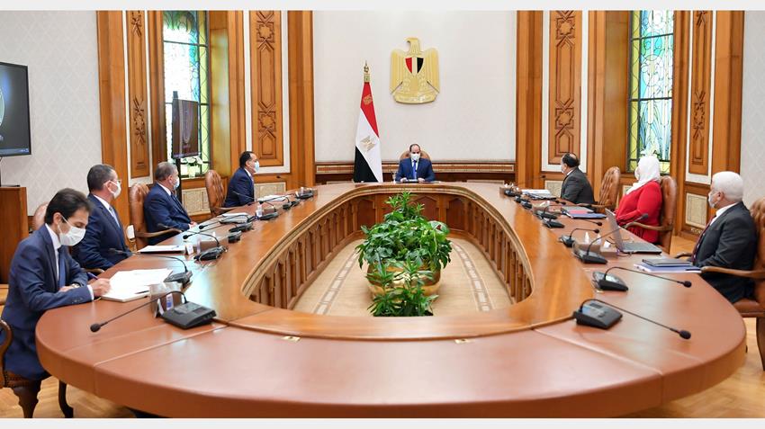 Le Président Al-Sissi dirige de soutenir le personnel artistique