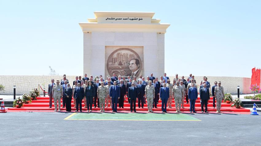 الرئيس عبد الفتاح السيسي يفتتح عددًا من المشروعات القومية لتنمية شبه جزيرة سيناء