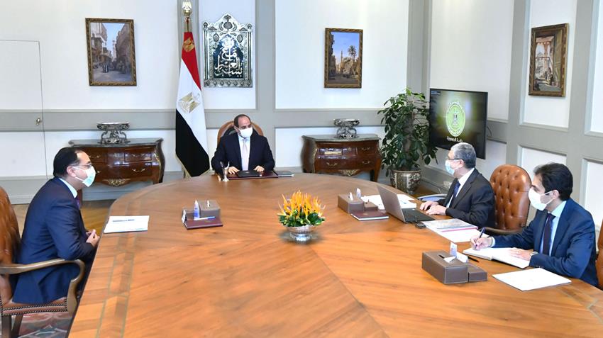 الرئيس عبد الفتاح السيسي يتابع المشروعات الاستراتيجية لوزارة الكهرباء على مستوى الجمهورية25/9/2021