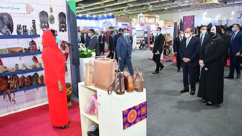 الرئيس عبد الفتاح السيسي يفتتح معرض تراثنا للحرف اليدوية والمنتجات التراثية9/10/2021