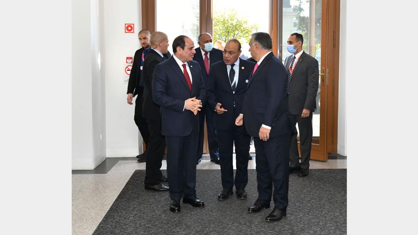 الرئيس عبد الفتاح السيسي يشارك في قمة مصر والدول الأعضاء في تجمع فيشجراد12/10/2021