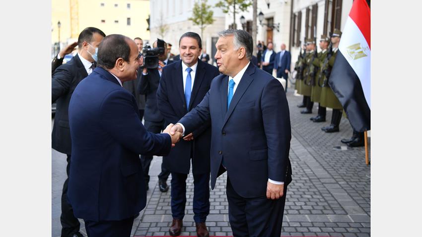 الرئيس عبد الفتاح السيسي يعقد مباحثات مع رئيس الوزراء المجري بمقر رئاسة الوزراء ببودابست 13/10/2021
