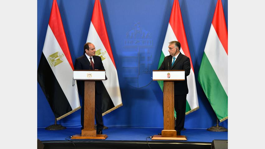 الرئيس عبد الفتاح السيسي يشارك في المؤتمر الصحفي المشترك مع رئيس الوزراء المجري 13/10/2021