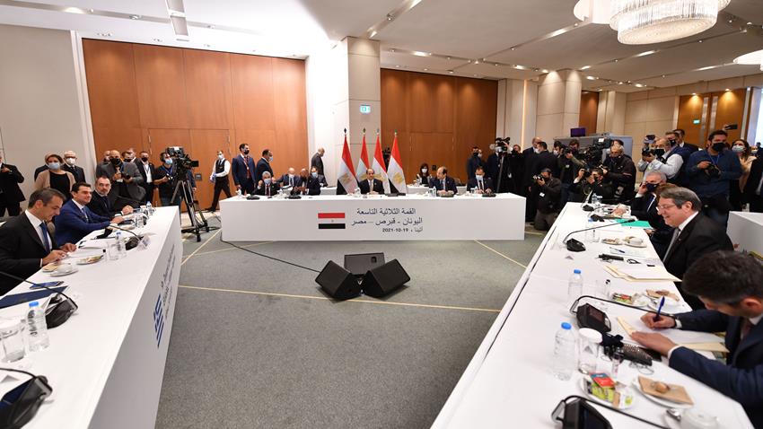 الرئيس عبد الفتاح السيسي يشارك في القمة الثلاثية بين مصر وقبرص واليونان19/10/2021