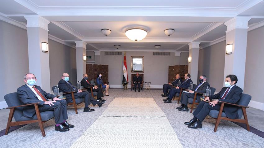 الرئيس عبد الفتاح السيسي يلتقي رئيسة الكلية الملكية البريطانية للأطباء والجراحين 2-11-2021