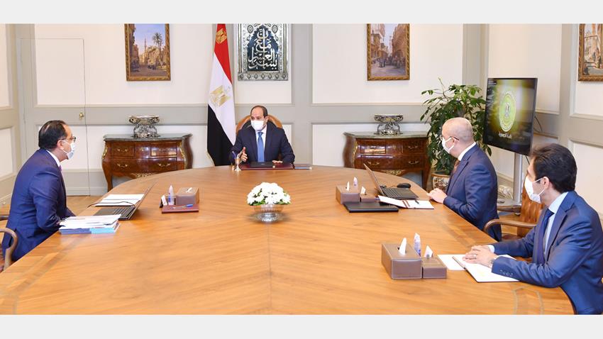 الرئيس عبد الفتاح السيسي يجتمع مع رئيس مجلس الوزراء، ووزير الإسكان والمرافق والمجتمعات العمرانية3/11/2021