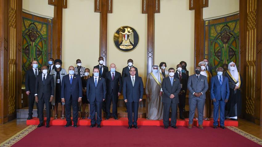الرئيس عبد الفتاح السيسي يستقبل السادة النواب العموم العرب والأفارقة 8/11/2021