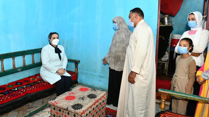 السيدة الأولى تعرب عن سعادتها بزيارة أهل قرية شما مركز أشمون بمحافظة المنوفية 10-11-2021