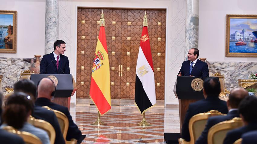 كلمة الرئيس عبــد الفتــاح السيسي خلال المؤتمر الصحفي المشترك مع رئيس حكومة مملكة إسبانيا 01/12/2021