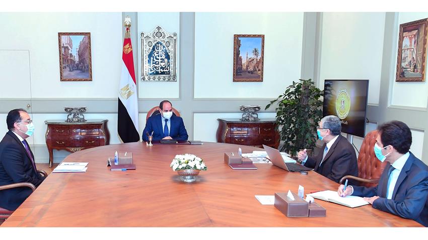 الرئيس عبد الفتاح السيسي يجتمع برئيس مجلس الوزراء وزير الكهرباء والطاقة المتجددة