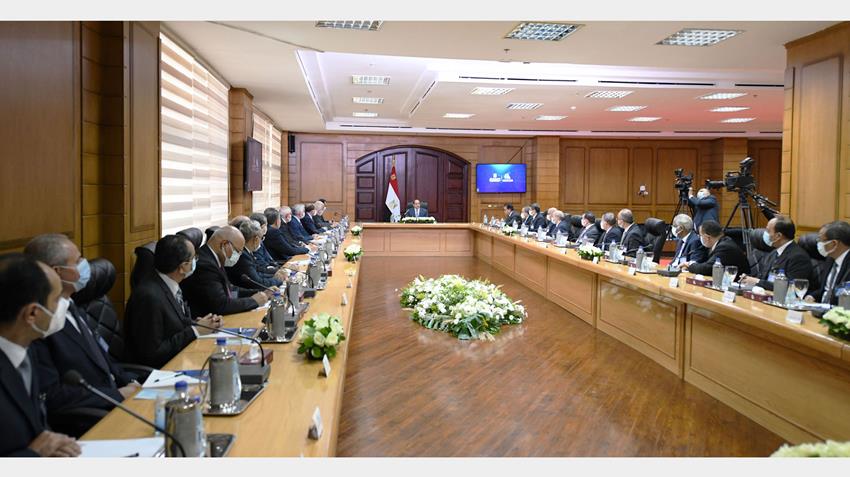 الرئيس عبد الفتاح السيسي يجتمع بالمجلس الأعلى للجامعات بمقر جامعة كفر الشيخ 14/12/2021