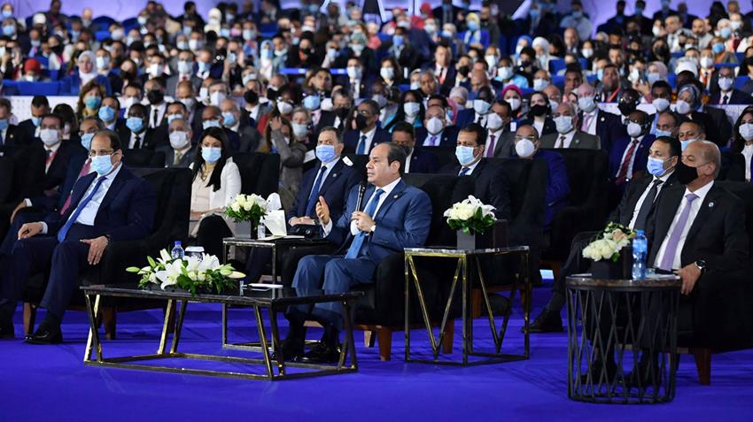 الرئيس عبد الفتاح السيسي يشهد فعاليات الجلسة الأولى لليوم الثاني لمنتدى شباب العالم 11-1-2022