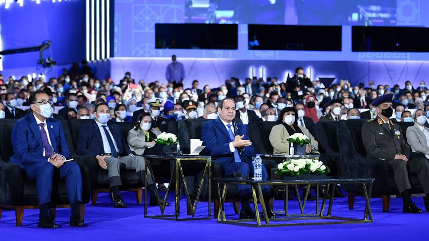 الرئيس عبد الفتاح السيسي يشهد فعاليات الجلسة الأولى لليوم الثالث لمنتدى شباب العالم 12-1-2022