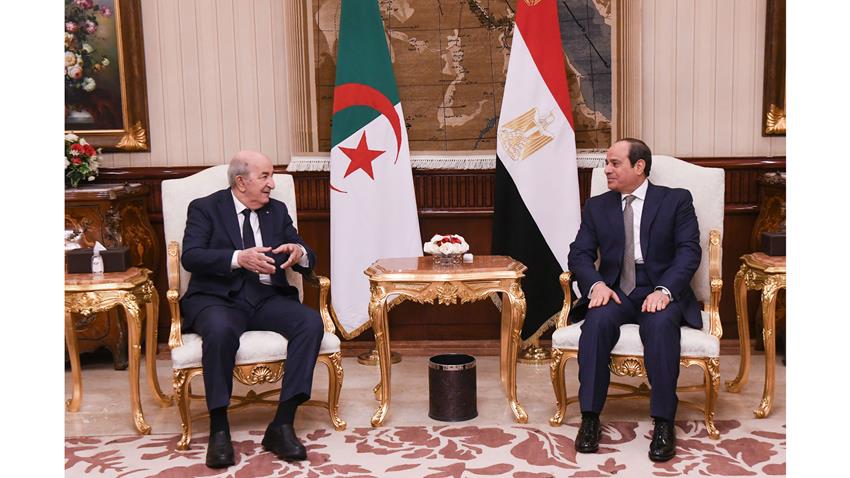 الرئيس عبد الفتاح السيسي يستقبل الرئيس الجزائري