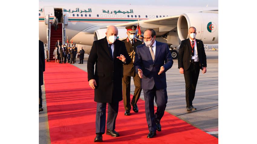 الرئيس عبد الفتاح السيسي يستقبل الرئيس الجزائري