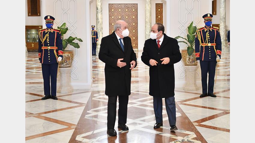 الرئيس عبد الفتاح السيسي يعقد جلسة مباحثات ثنائية مع الرئيس الجزائري 25-1-2022