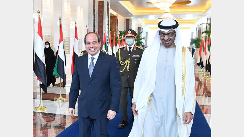 الرئيس عبد الفتاح السيسي يلتقي ولي عهد أبو ظبي بالعاصمة الإماراتية أبو ظبي