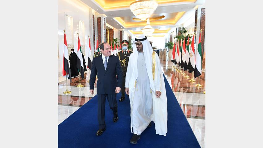 الرئيس عبد الفتاح السيسي يلتقي ولي عهد أبو ظبي بالعاصمة الإماراتية أبو ظبي