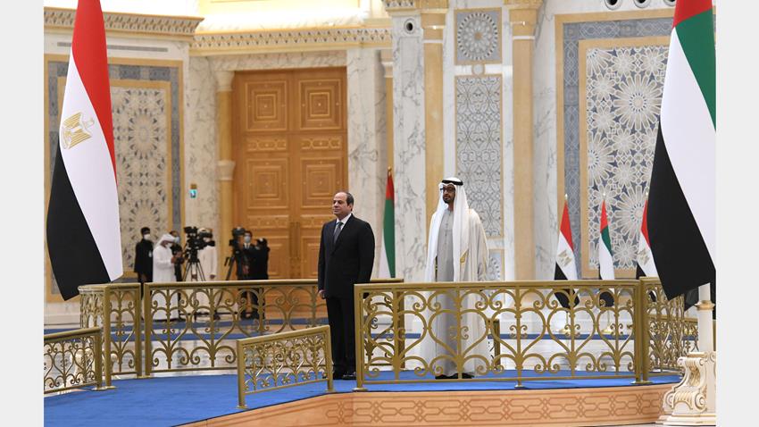 الرئيس عبد الفتاح السيسي يلتقي ولي عهد أبو ظبي بالعاصمة الإماراتية أبو ظبي