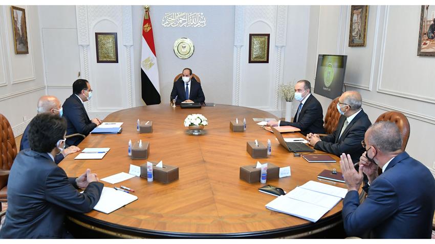 الرئيس عبد الفتاح السيسي يجتمع برئيس مجلس الوزراء ووزير النقل 24-2-2022
