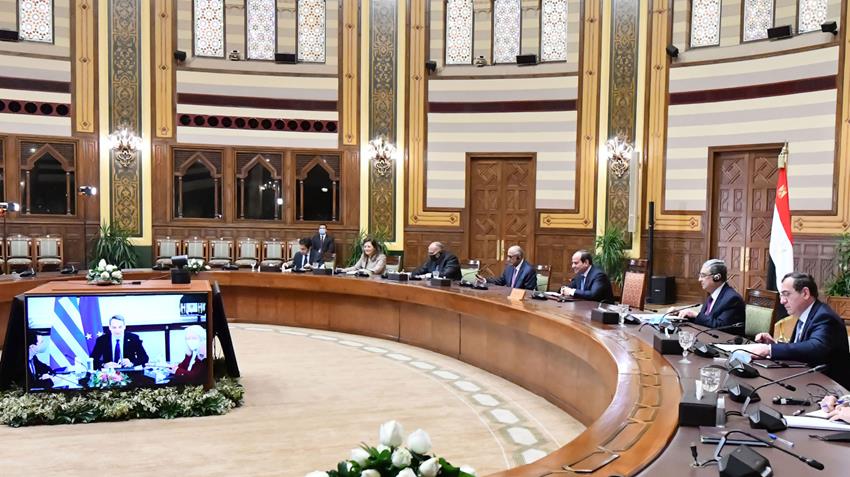 الرئيس عبد الفتاح السيسي يعقد اجتماعًا موسعًا عبر الفيديو كونفرانس مع رئيس وزراء اليونان 3-3-2022