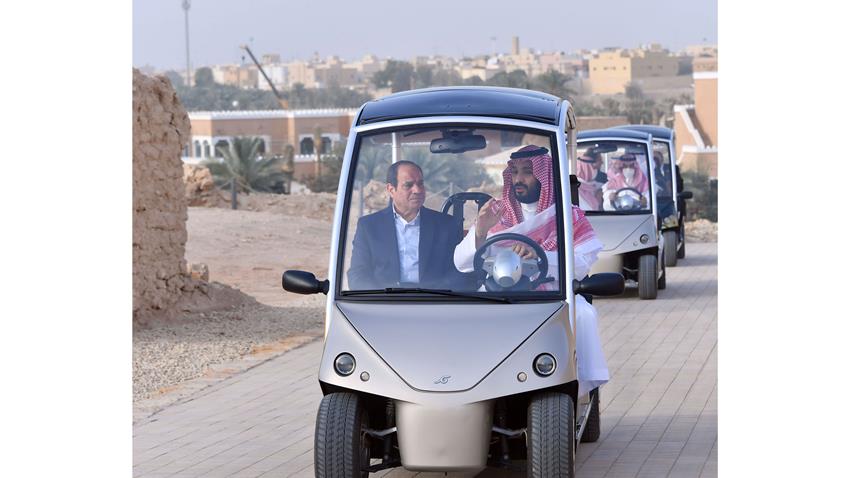 الرئيس عبد الفتاح السيسي يقوم بجولة تفقدية في حي الطريف التراثي بالعاصمة الرياض 8-3-2022