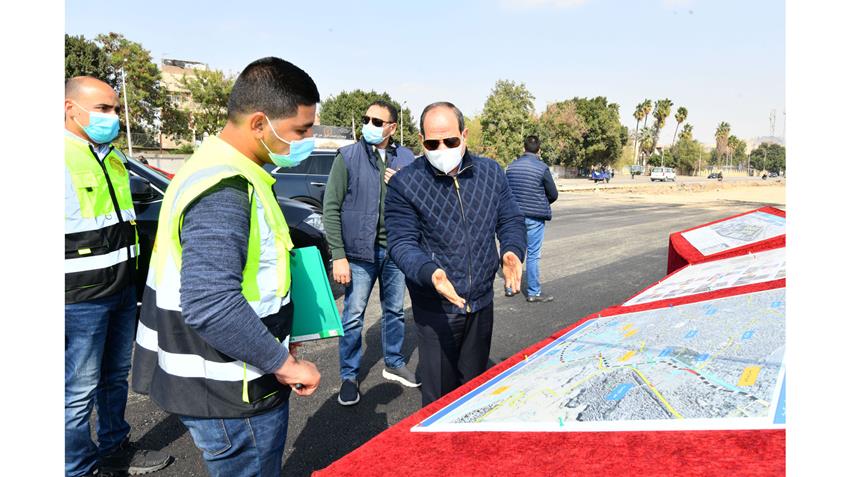 الرئيس عبد الفتاح السيسي يتفقد سير الأعمال بعدد من المشروعات بمنطقة مصر القديمة والقاهرة التاريخية