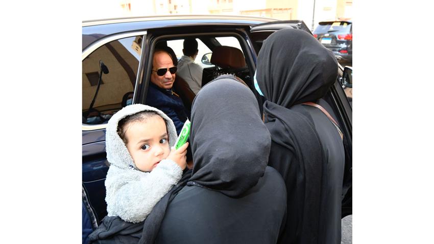 الرئيس عبد الفتاح السيسي يتفقد سير الأعمال بعدد من المشروعات بمنطقة مصر القديمة والقاهرة التاريخية