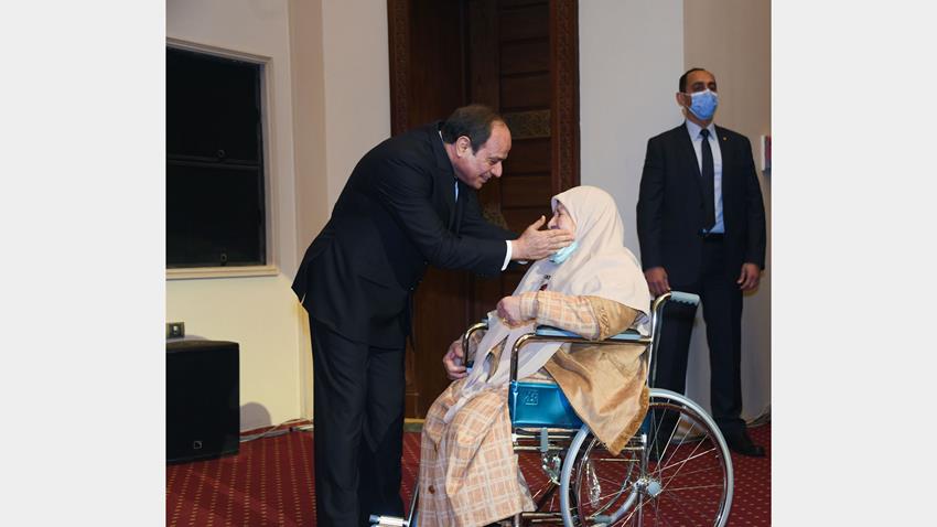 الرئيس عبد الفتاح السيسي يكرم عدد من الأمهات المثاليات ورموز من السيدات والشخصيات المصرية 23-3-2022