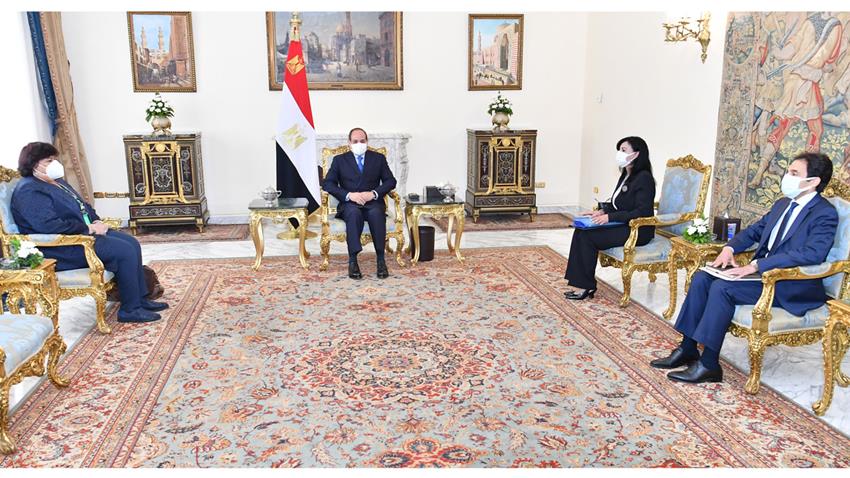 الرئيس عبد الفتاح السيسي يستقبل الكاتبة سماح أبو بكر عزت المتخصصة في مجال أدب الطفل