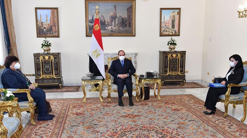 الرئيس عبد الفتاح السيسي يستقبل الكاتبة سماح أبو بكر عزت المتخصصة في مجال أدب الطفل