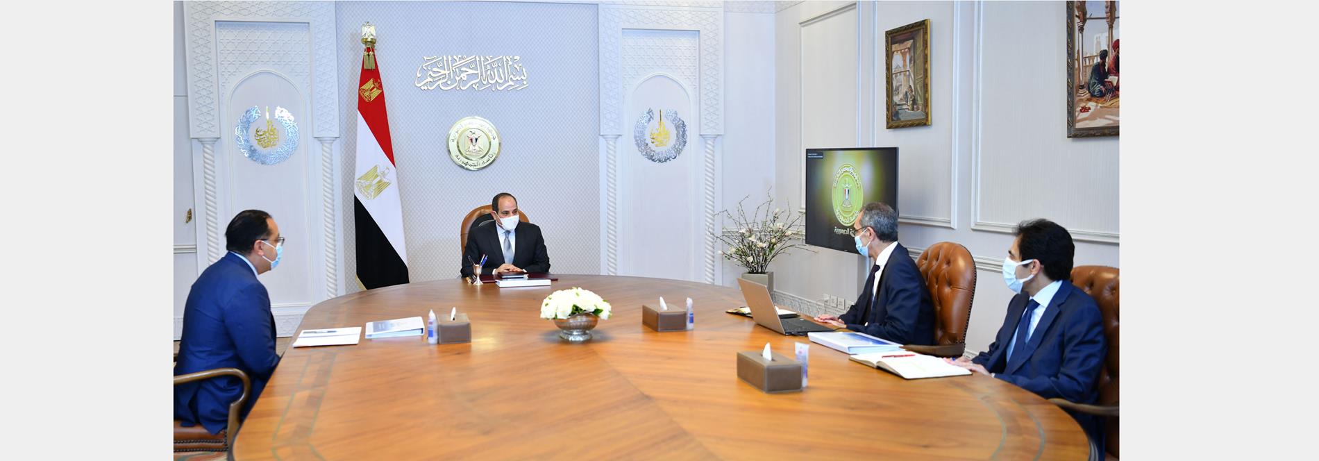 الرئيس عبد الفتاح السيسى يتابع المشروعات القومية الخاصة بقطاع الاتصالات لجذب الاستثمارات 15-05-2022