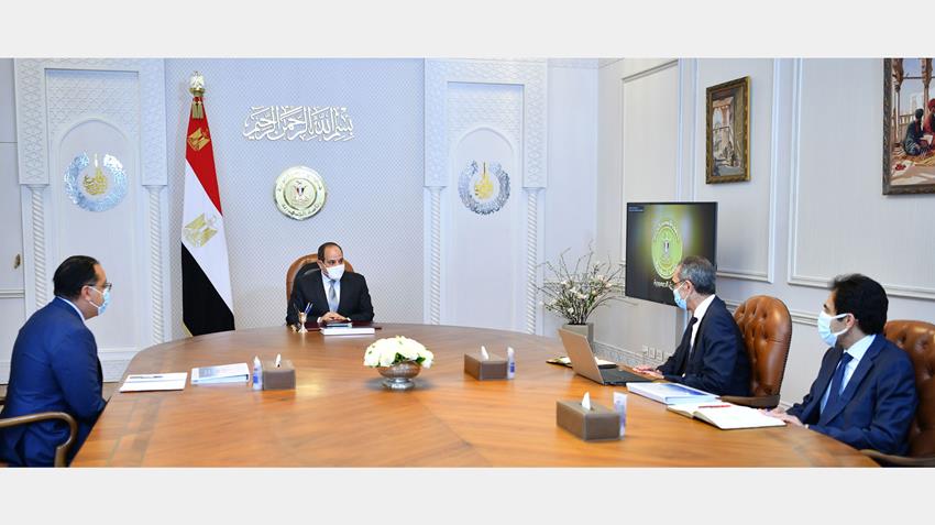 الرئيس عبد الفتاح السيسى يتابع المشروعات القومية الخاصة بقطاع الاتصالات لجذب الاستثمارات15-05-2022