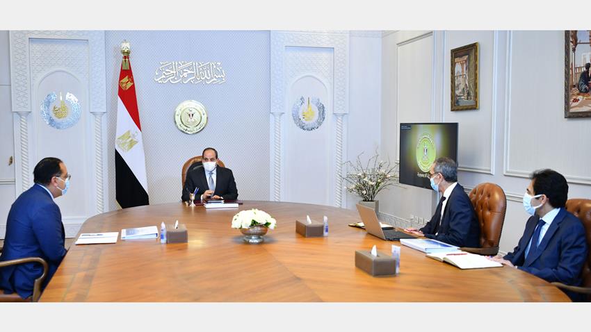 الرئيس عبد الفتاح السيسى يتابع المشروعات القومية الخاصة بقطاع الاتصالات لجذب الاستثمارات 15-05-2022