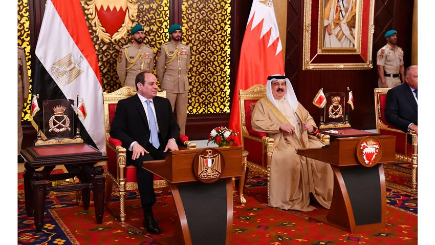 الرئيس عبد الفتاح السيسي يلتقي ملك البحرين بالعاصمة المنامة 29-6-2022