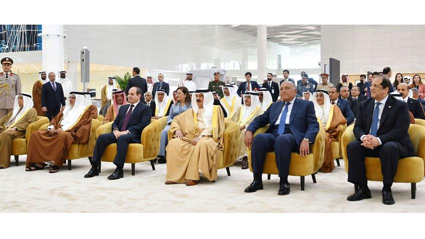 الرئيس عبد الفتاح السيسي يشارك في افتتاح المبنى الجديد في مطار البحرين الدولي مع ملك البحرين  29/6/2022