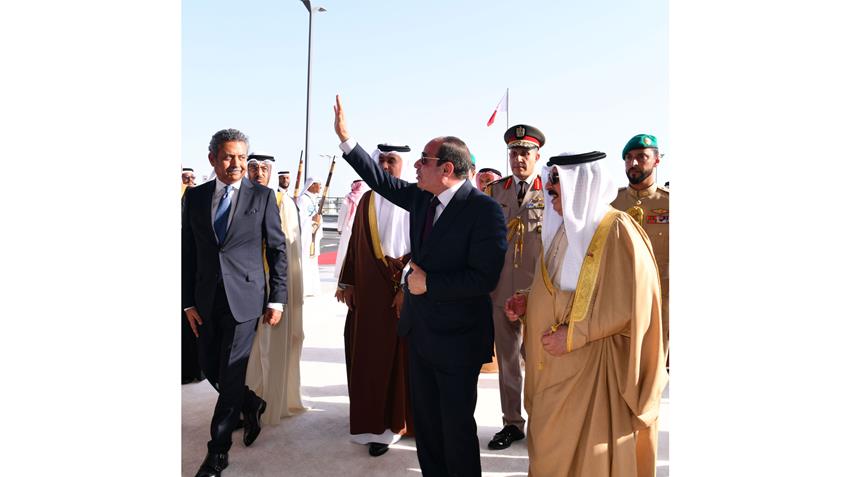 الرئيس عبد الفتاح السيسي يشارك في افتتاح المبنى الجديد في مطار البحرين الدولي مع ملك البحرين  29/6/2022
