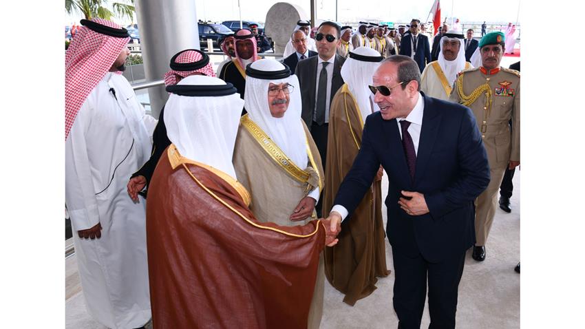 الرئيس عبد الفتاح السيسي يشارك في افتتاح المبنى الجديد في مطار البحرين الدولي مع ملك البحرين  29/6/2022