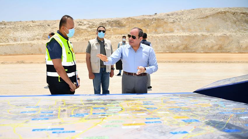 الرئيس عبد الفتاح السيسي يتفقد الأعمال الإنشائية لتطوير عدد من الطرق والمحاور بالقاهرة الكبرى 1-7-2022