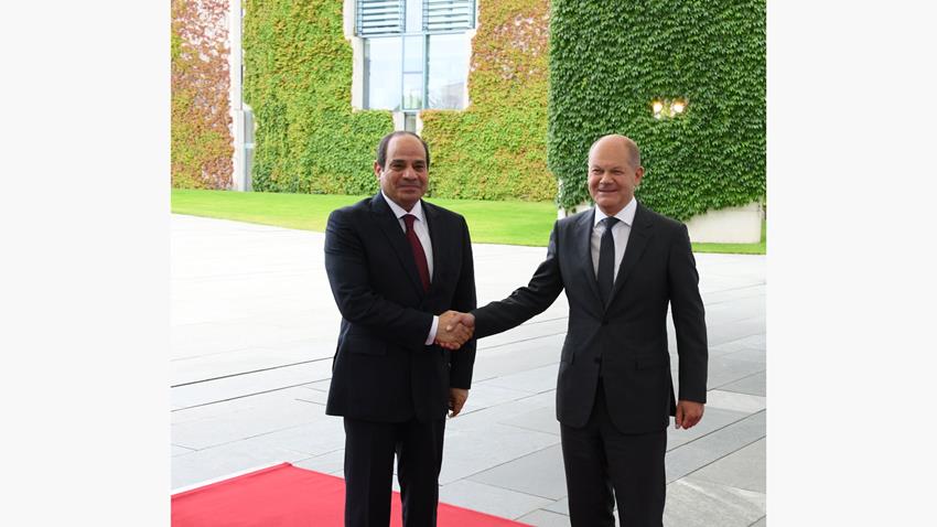 الرئيس عبد الفتاح السيسي يلتقي المستشار الألماني في برلين